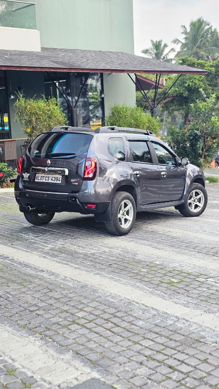 
								Renault Duster Manual Diesel 85 PS RXS full									