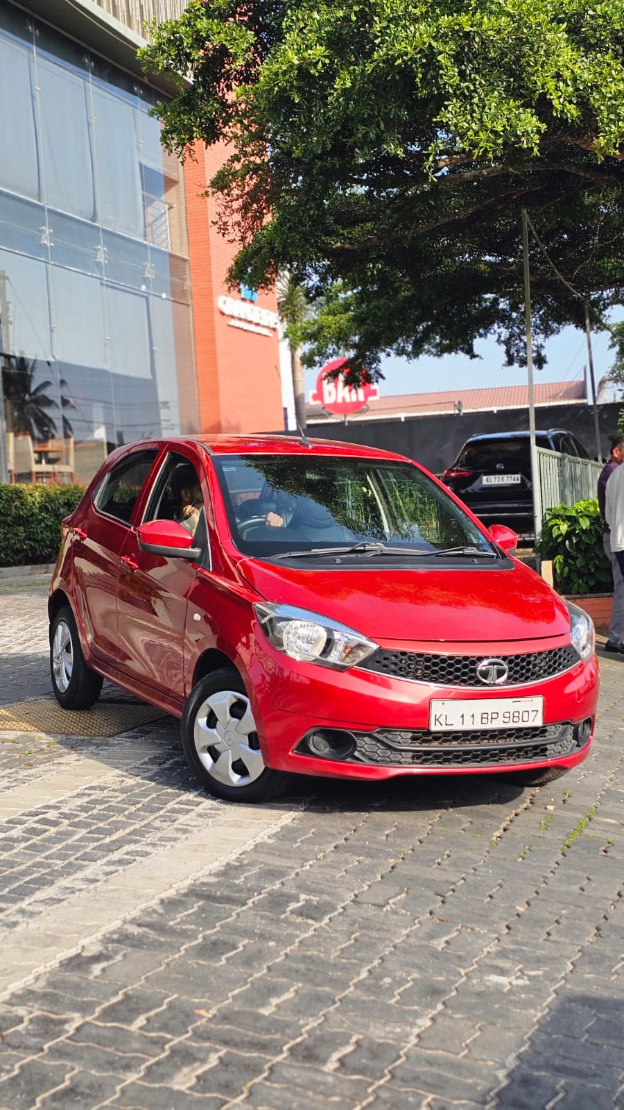 
								Tata Tiago XT 2019 DIESEL MANUAL full									